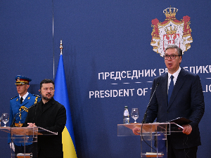 Вучић: Настављамо принципијелну политику према Украјини, нема 