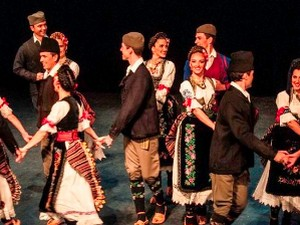 Први улазак у коло ‒ обичај „проигравање" у околини Београда