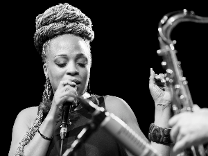 Моћни гласови – Jazzmeia Horn