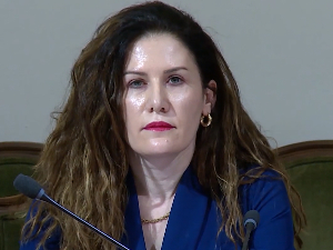 Директорка албанске тајне службе разрешена дужности – Вљора Хисени у кућном притвору