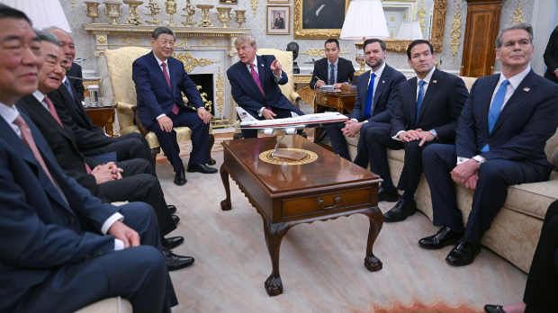 Си у Белој кући; Требало би да сарађујемо искрено; Трамп: Постигли смо огроман напредак, наше земље раде исту ствар