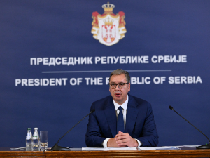 Председник Вучић данас подноси оставку