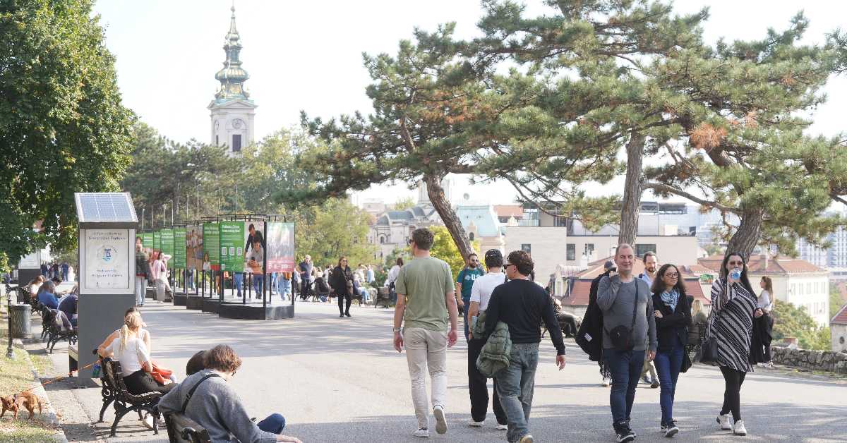 Јутро свеже уз маглу, током дана претежно сунчано и топлије