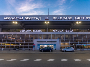 Авион са телом Ратка Младића слетео на београдски аеродром Никола Тесла