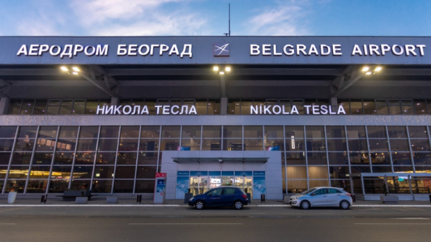 Авион са телом Ратка Младића слетео на београдски аеродром Никола Тесла