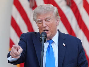 Трамп: Желим да се састанем са Путином када рат буде при крају; у руском нападу на Одесу најмање осам погинулих