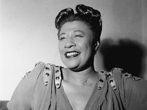 Око поноћи – Ella Fitzgerald – „Ella in Berlin: Mack The Knife”, I део