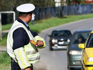 Јутарњи програм из три студија