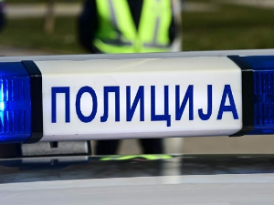 Дојаве о бомбама у више десетина школа широм Србије