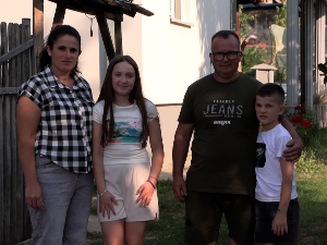Дамјановићи из Гаревине: Како се љубављу и поштовањем превазилазе разлике?