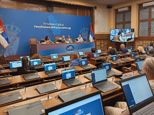 У поноћ истиче рок за подношење листа РИК-у
