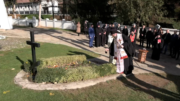 Srce pukovnika Nikolaja Rajevskog, pravog grofa Vronskog, počiva u ...
