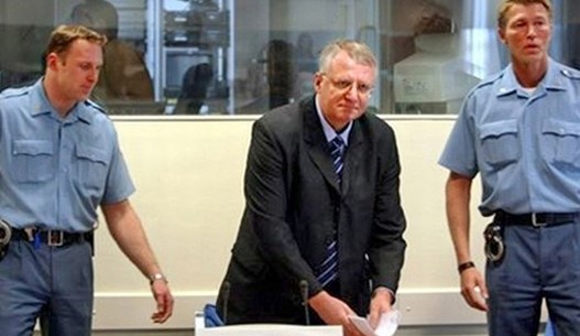 Tužilac za strožu kaznu Šešelju