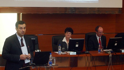 EBRD-527.jpg EBRD-527.jpg