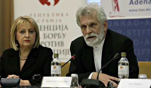 Корупција, одговорност политичара