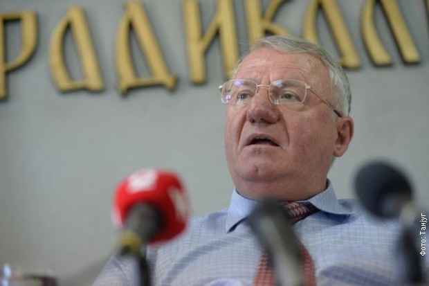 Vojislav Šešelj (arhivska fotografija)