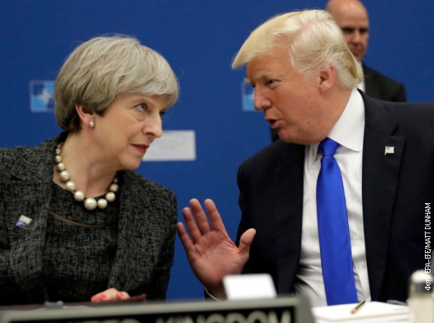 Donald Tramp i Tereza Mej (arhivska fotografija)