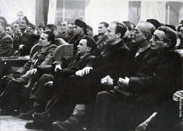 Josip Broz Tito, Josip Vidmar, Edvard Kocbek, Josip Rus i Moša Pijade na Drugom zasedanju AVNOJ-a