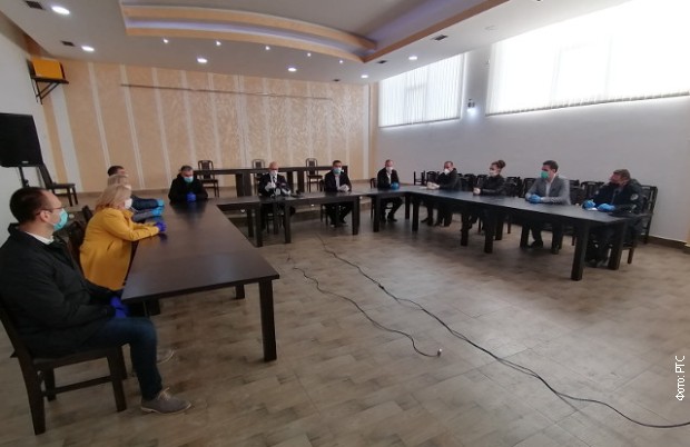 Састанак кризног штаба у Косовској Митровици Састанак кризног штаба у Косовској Митровици