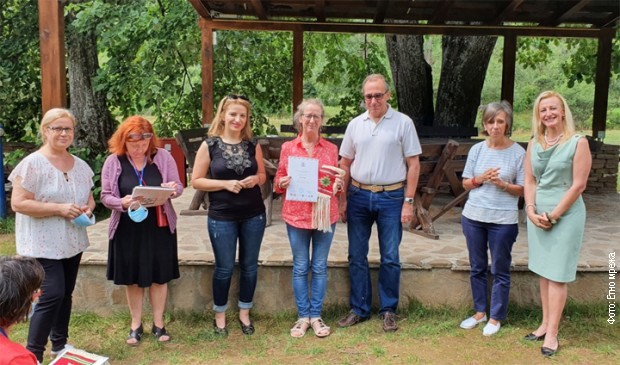 Gospođa Godfri je dobila i priznanje za svoj rad