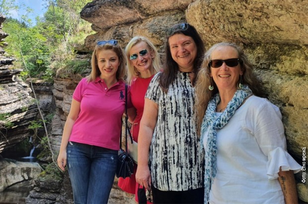 Uspomena sa Pete tkačke kolonije u Pirotu