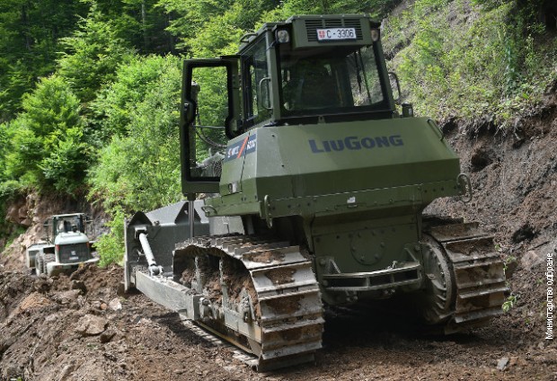 Vojska pomaže ugroženom stanovništvu