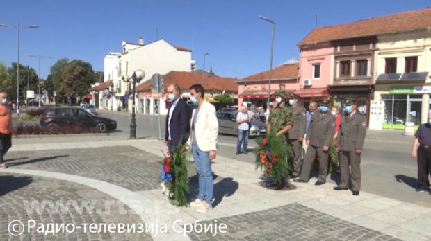 Sećanje na savezničko bombardovanje Leskovca 1944. godine Sećanje na savezničko bombardovanje Leskovca 1944. godine
