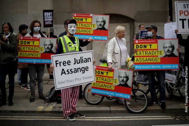 Asanž pred sudom u Londonu, pravna bitka protiv izručenja SAD Asanž pred sudom u Londonu, pravna bitka protiv izručenja SAD