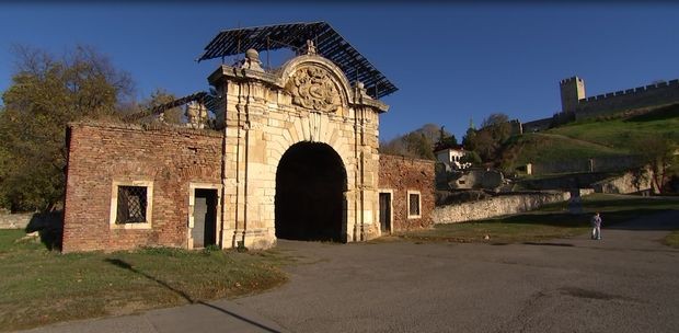 Доњи град, барокна капија Доњи град, барокна капија