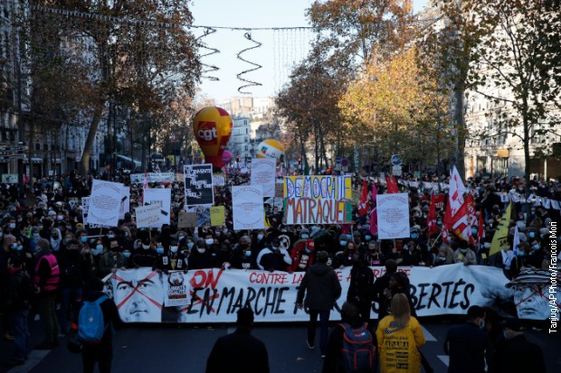 Protesti u Francuskoj zbog zakona o snimanju policij Protesti u Francuskoj zbog zakona o snimanju policij
