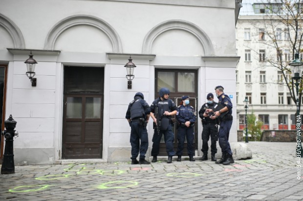 Beč i Pariz brane Božić od 