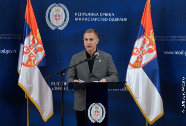 Stefanović: Kvazi stručnjaci napadaju ideju jake Vojske