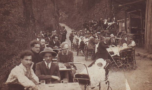 Кафана у Великом парку