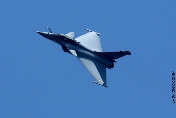 Grčka kupuje 18 borbnih aviona od Francuske Grčka kupuje 18 borbnih aviona od Francuske