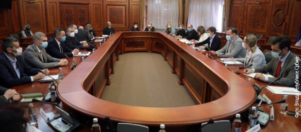 Brnabić i Gojković se sastale sa članovima Radne grupe za bezbednost i zaštitu novinara