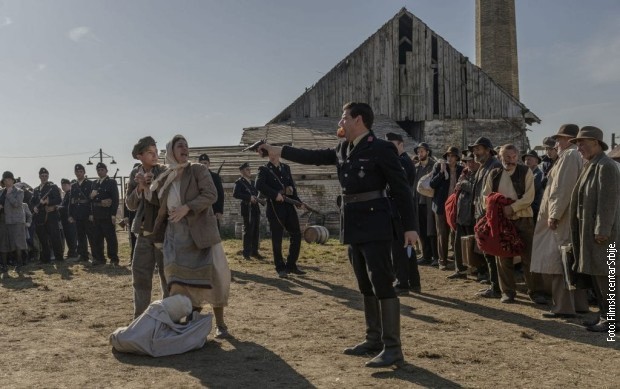 Sumnjive namere ili film za poštovanje Sumnjive namere ili film za poštovanje
