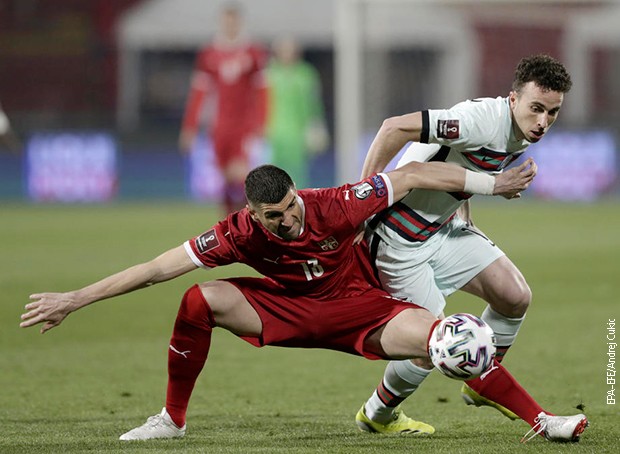 Stefan Mitrović na utakmici protiv Portugalije