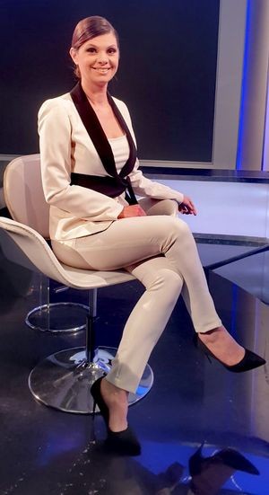 Ana Manojlović Ana Manojlović