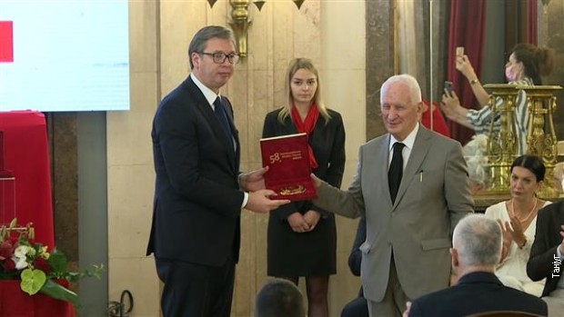 Vučić na dodeli priznanja Vučić na dodeli priznanja