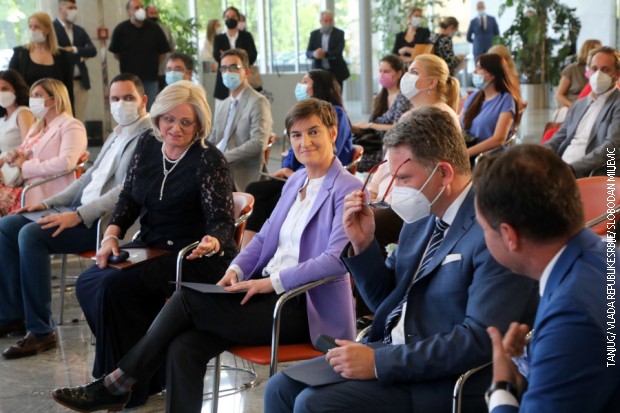 Tabaković: Nećemo dozvoliti da tužbe utiču na finansijsku stabilnost Tabaković: Nećemo dozvoliti da tužbe utiču na finansijsku stabilnost
