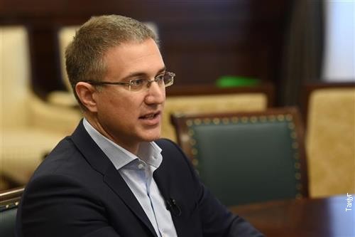 Stefanović: Tužiću sve medije koji me predstavljaju kao kriminalca Stefanović: Tužiću sve medije koji me predstavljaju kao kriminalca