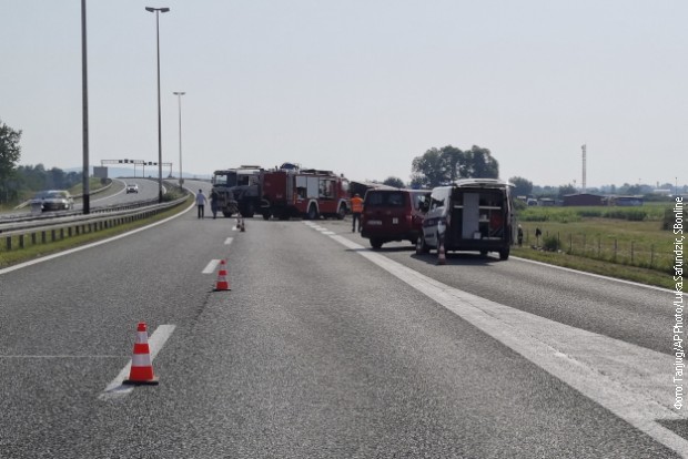 Očekuje se otpuštanje sa lečenja većine povređenih iz prevrnutog prištinskog autobusa u Hrvatskoj Očekuje se otpuštanje sa lečenja većine povređenih iz prevrnutog prištinskog autobusa u Hrvatskoj