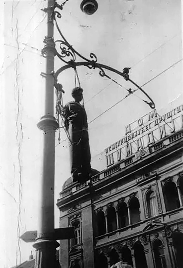 Milorad Pokrajac (1924), učenik 8. razreda gimnazije, rođen 1924. u Vinkovcima, gde je živeo do 22. juna 1941. kada je izbegao u Beograd, pošto su ustaše ubile njegovog oca Nikolu. Uhapšen je zbog pokušaja atentata na nemačkog narednika u Dositejevoj ulici u Beogradu