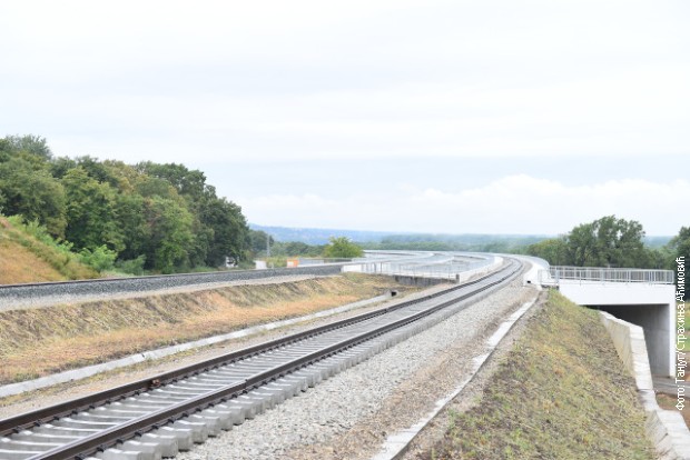 Spojena pruga između Stare Pazove i Novog Sada Spojena pruga između Stare Pazove i Novog Sada