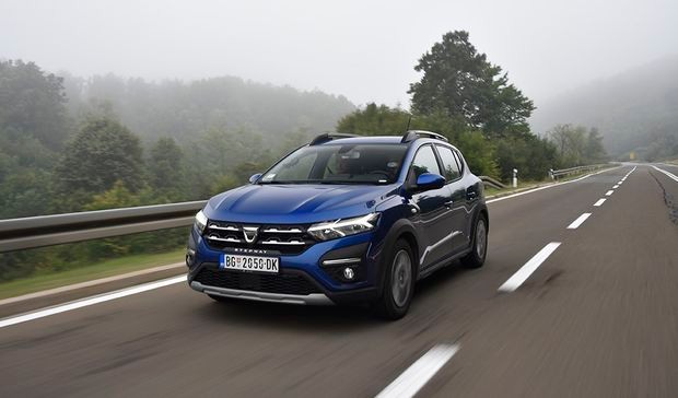 1.300км са Дачиом Сандеро