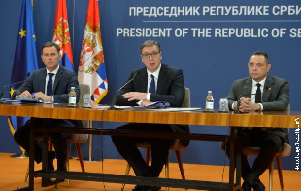 Obraćanje javnosti predsednika Vučića Obraćanje javnosti predsednika Vučića