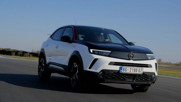 Представљамо Опел Моку
