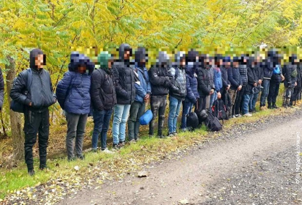 Rekordan broj pokušaja ilegalnih prelazaka migranata mađarske granice Rekordan broj pokušaja ilegalnih prelazaka migranata mađarske granice