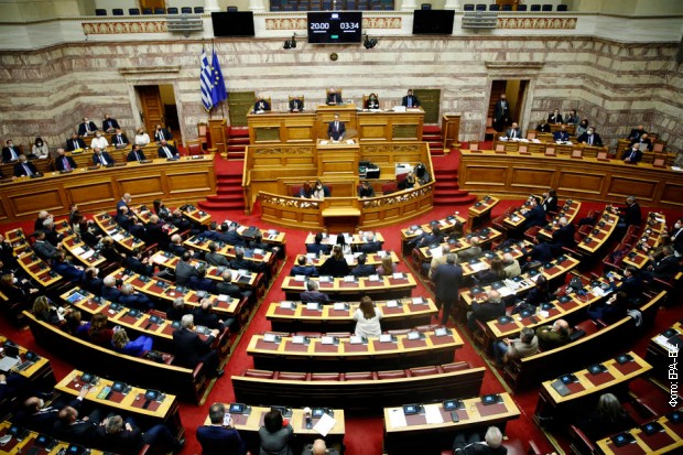 Grčki parlament izglasao poverenje Micotakisovoj vladi