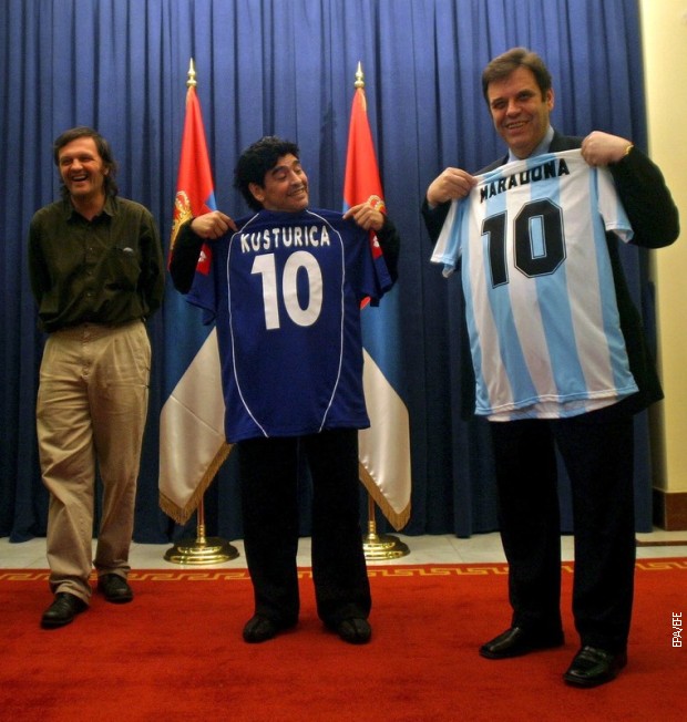 Емир Кустурица, Дијего Марадона и Војислав Куштуница, председник Државне заједнице Србија и Црна Гора, јуна 2005.
